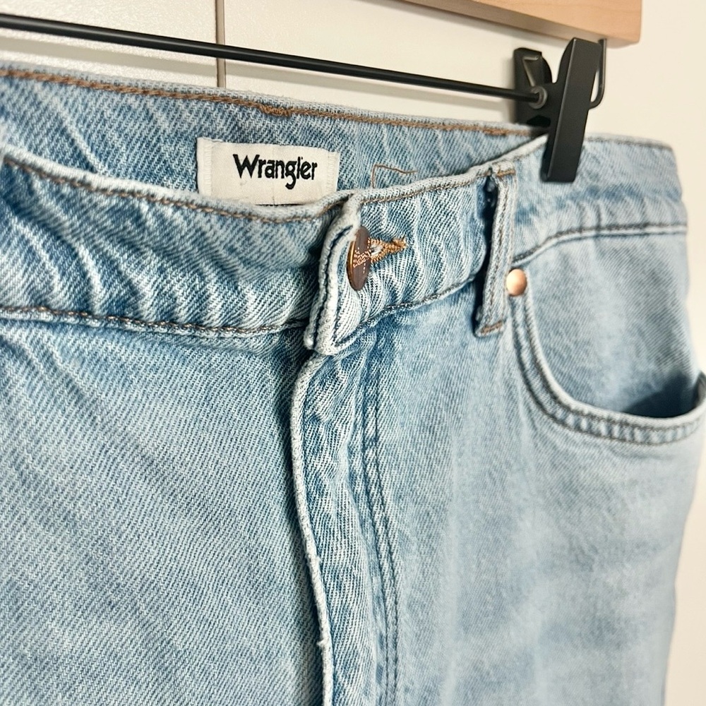 Wrangler High-Rise Light Blue Flared Jeans - Picture 6 of 11